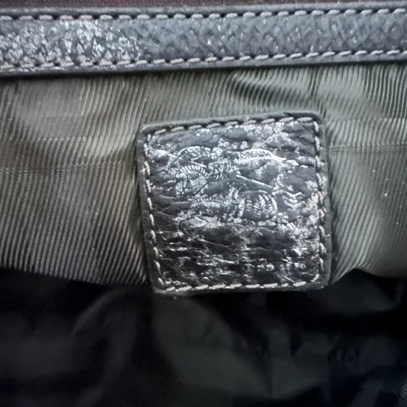 Burberry handbag authentic ❤️ - Picture 3 of 11